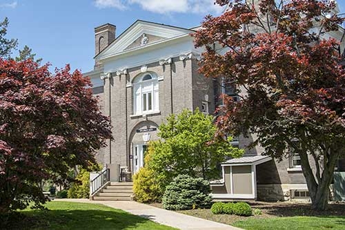 Silliamn Hall