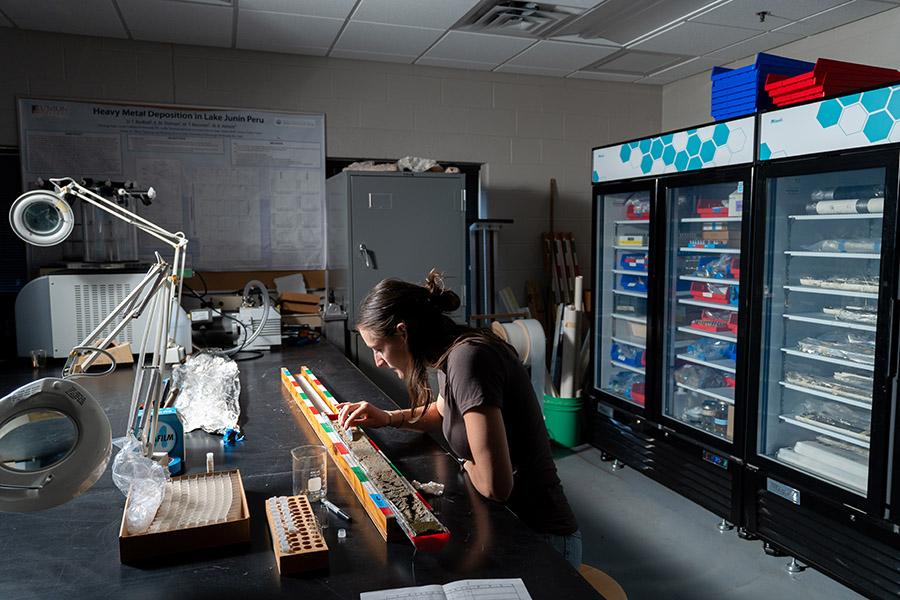 Anne Pearl works in Geosciences lab