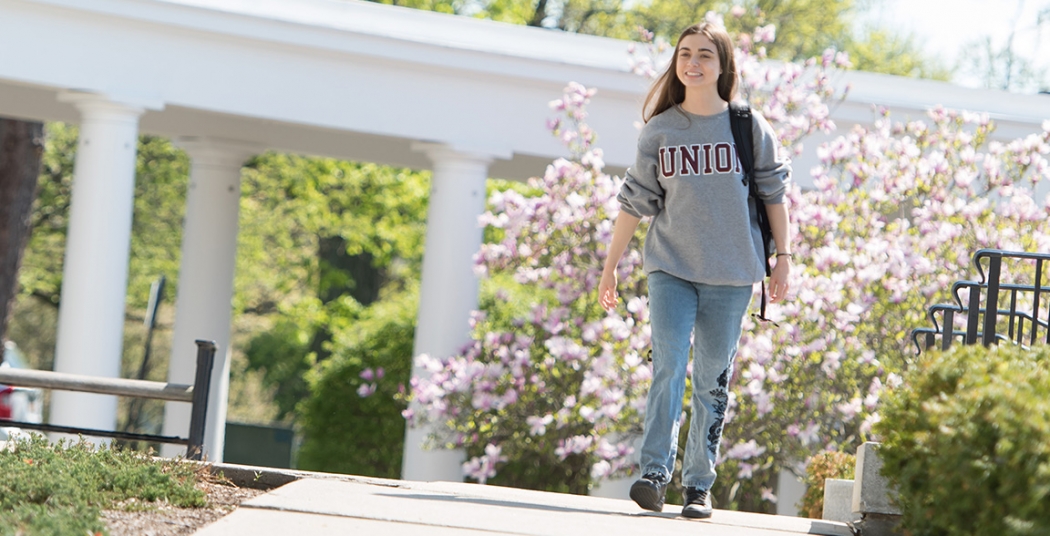 A spring stroll outside of Union's Schaffer Library