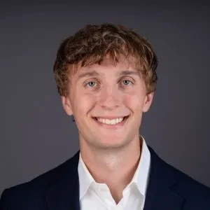 Headshot of Stuart Livingston '27
