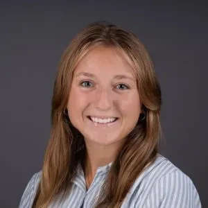 Headshot of Gillian Paseka '27