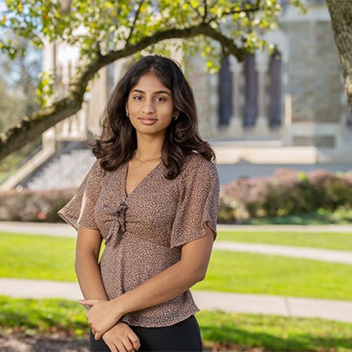 Komal Hombal '22