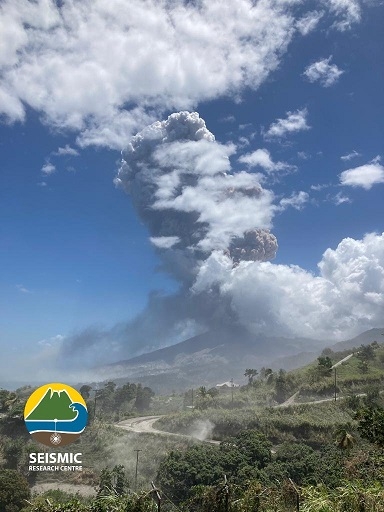 Eruption of the La Soufriere volcano
