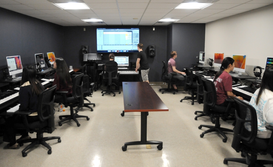 music tech studio