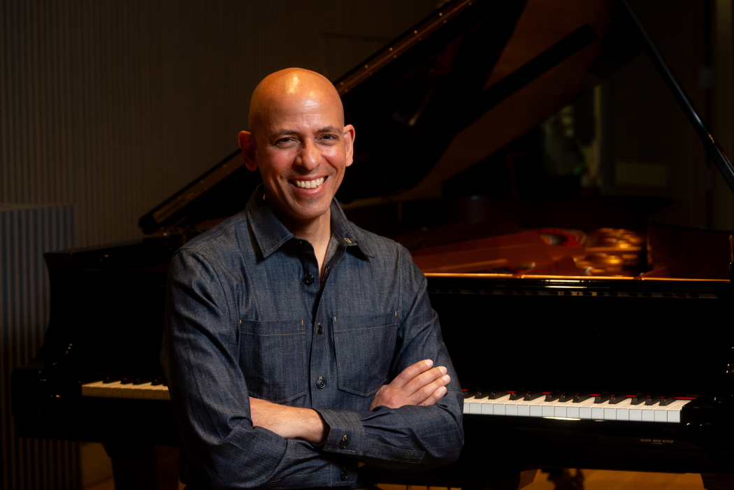 Edward simon promo image