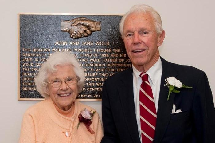 Jane and John Wold '38 at the dedication of the Peter Irving Wold Center in May 2011.