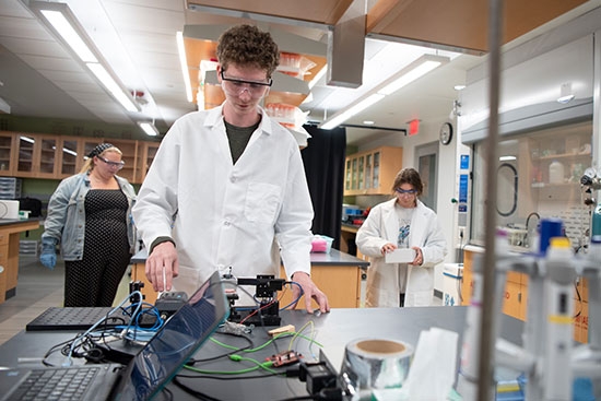 Jacob Bowser '22, a chemistry major from Canterbury, N.H., is investigating the luminescent humidity-sensing silica aerogels for his summer research project. 