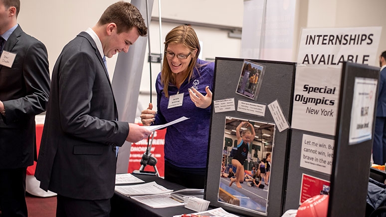 Union students at the College's annual career fair