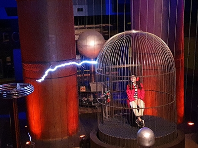 Jocelyn Poste '23 endures a lightning storm in Boston's Museum of Science