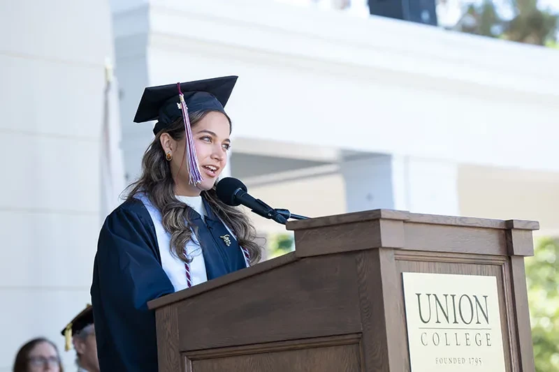 Student speaker Marcela Quiroga Vargas '24 