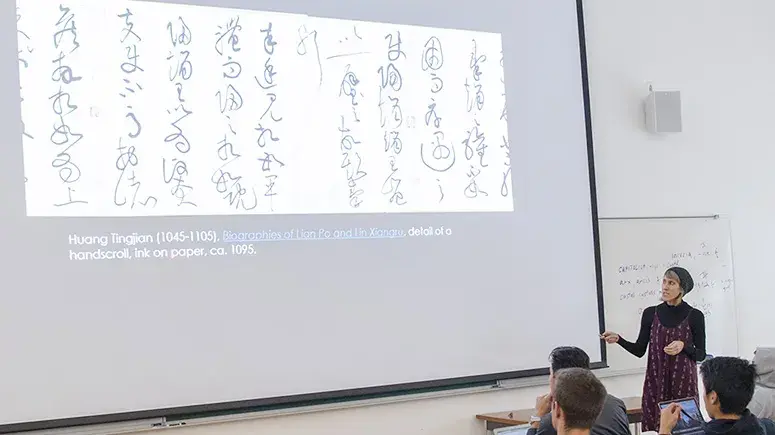 Art history class  Lullo