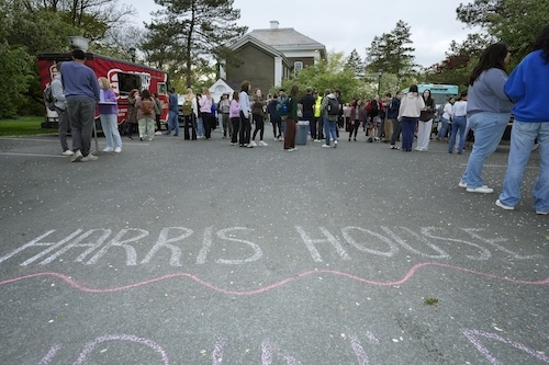 More than 20 years after it opened its intellectual doors as one of the original Minerva Houses, Green House has a new name: Harris House. The campus community gathered Thursday night to officially dedicate Harris House, named in honor of President David R. Harris for his leadership and contributions as Union’s 19th president.