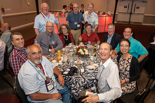Alumni enjoy ReUnion