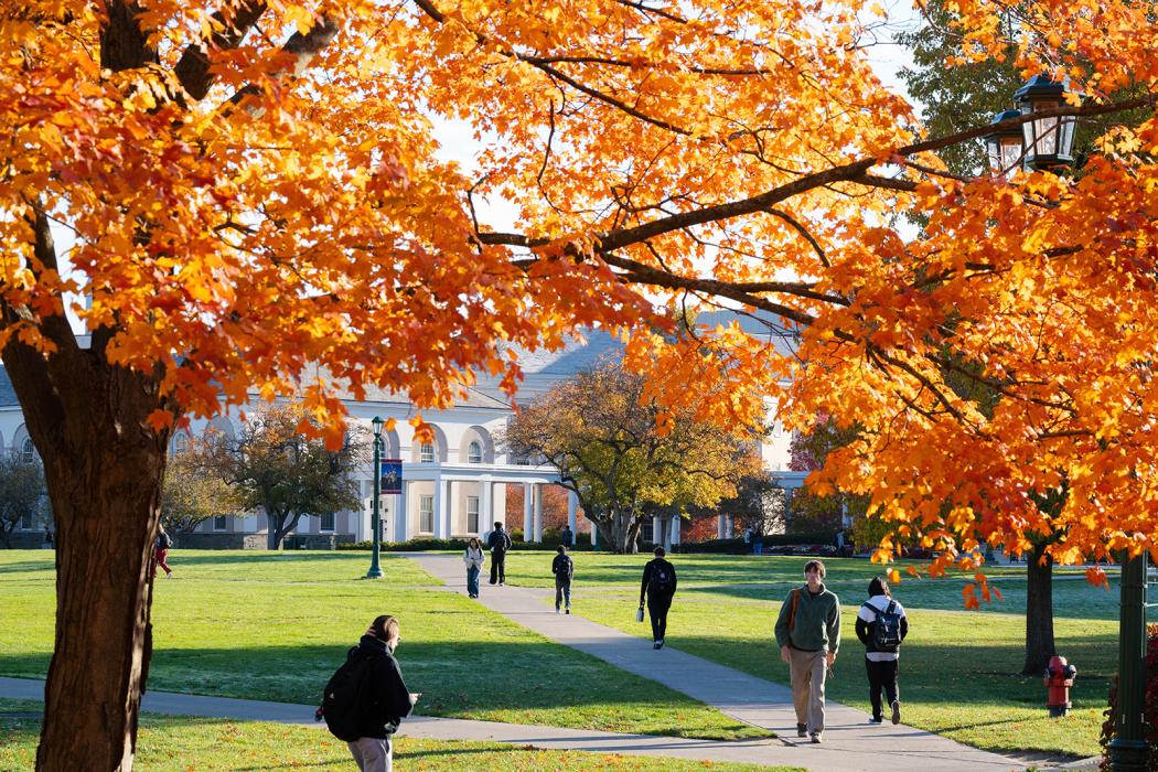 nion College’s tradition of serving New Yorkers traces back more than 230 years to its founding in 1795 as the first college chartered by the state. Now, the College is reaffirming that longstanding commitment to its home state with the introduction of a powerful new financial aid investment exclusively designed to help New York students.  Union’s New York Garnet Guarantee will award virtually any New York student accepted for admission with a $30,000 annual scholarship. That’s a guaranteed $120,000 award o