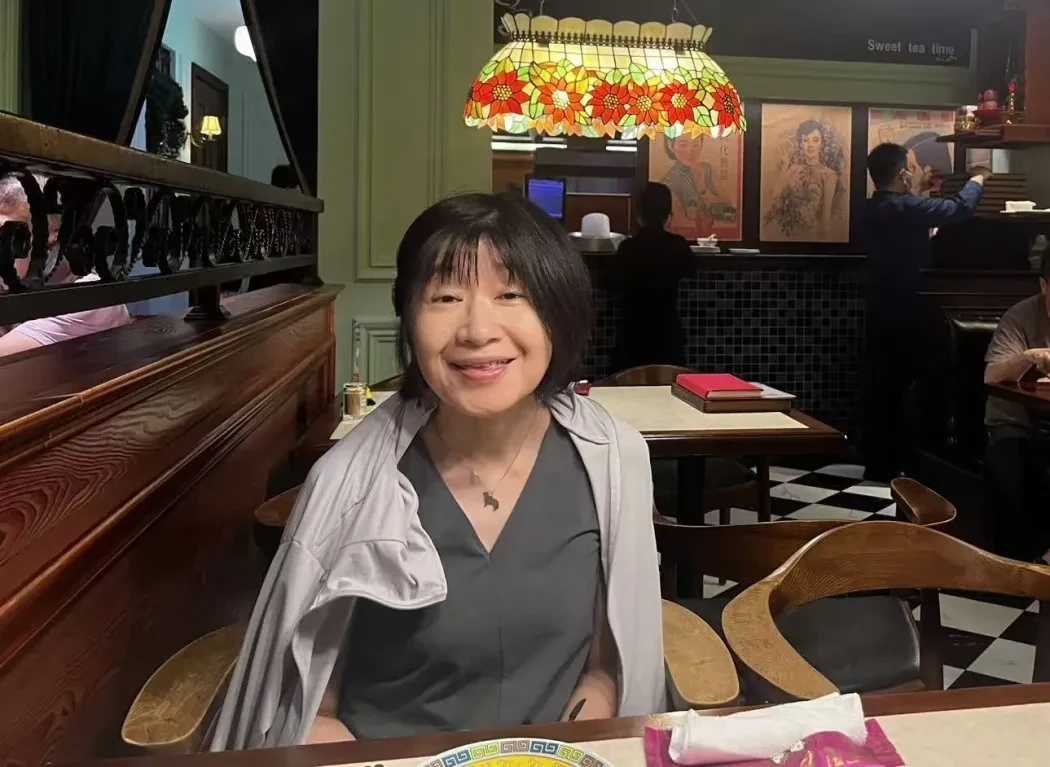Junko Ueno, professor of Japanese, grew up in Fukuoka, one of the prefectures of Kyushu Island, Japan. She loved learning English as a child, and a part-time job teaching English during her college days inspired her to study abroad after graduation.  While working on her M.A. in TESOL (teaching English to speakers of other languages) and applied linguistics at Indiana University, Bloomington, Ueno started teaching Japanese as well. She found tremendous joy in teaching and relearning her native language and 