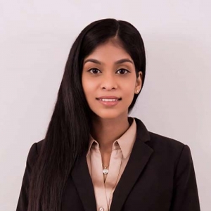 Head shot of Jeneza Ramnarine