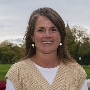 Sandra Buchanan headshot