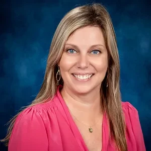 Denise Snyder headshot