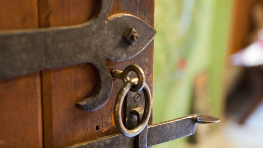 ARL Facilities 4 Antique style iron door mounting.