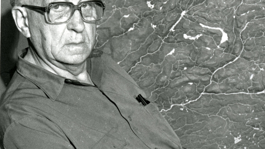 Relief map with Paul Schaefer