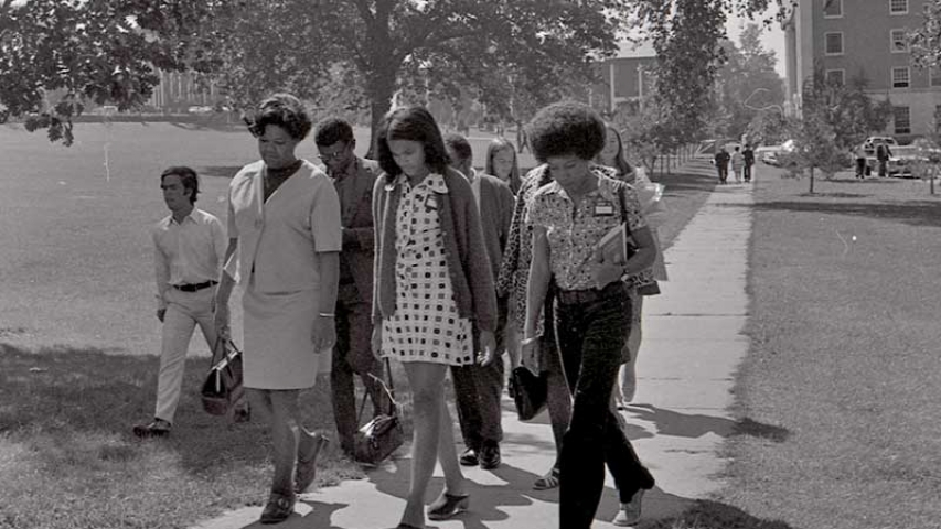 Jennifer Smith Turner '74, center, and with roommate Felicia E. Collins Correia ’74 (right) and older sister, Valerie Smith (left).
