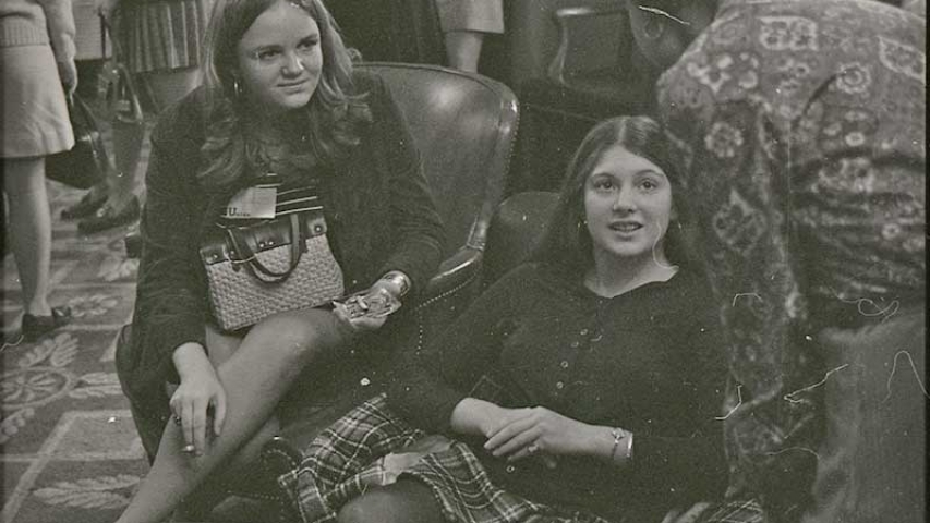 Nina (Wolff) Luxenberg '74 (left) with roommate Catherine (Toye) Suslavich '74