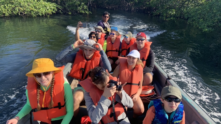 Geology students in Panama 