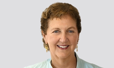 Julie Greifer-Swidler '79,