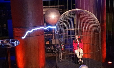 Jocelyn Poste '23 endures a lightning storm in Boston's Museum of Science